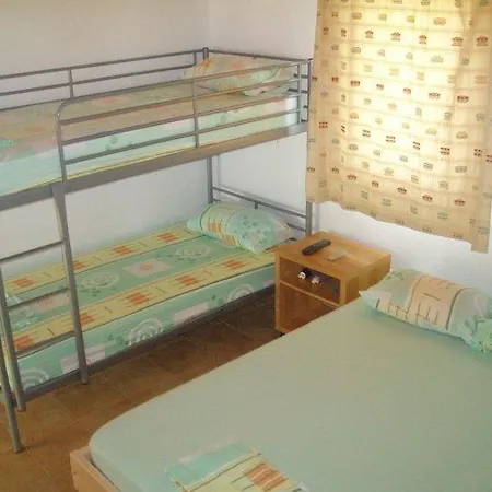 Eleni Rooms Develiki-2