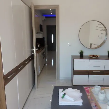 George Apartments-3
