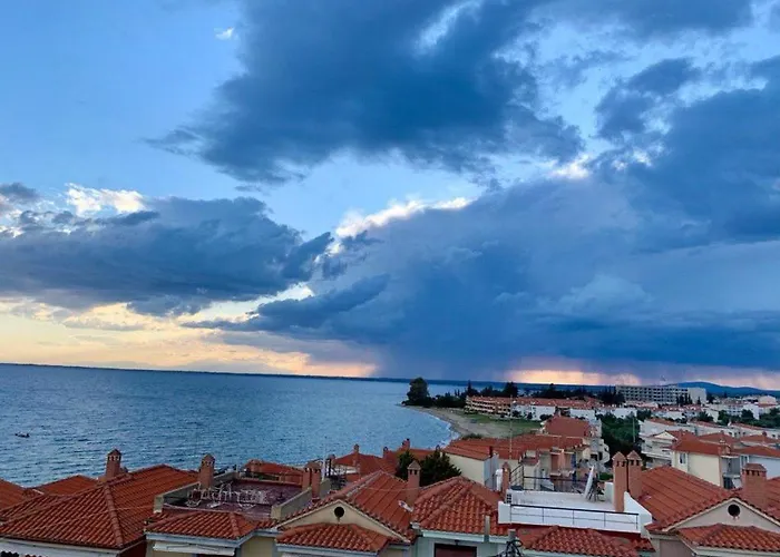 Capitan Nikos Aparthotel Γερακινή