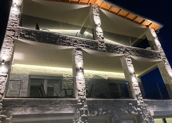 Ξενοδοχεία σε Πολύχρονο