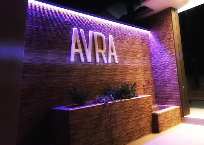Avra Comfort Rooms - Family Nea Poteidaia