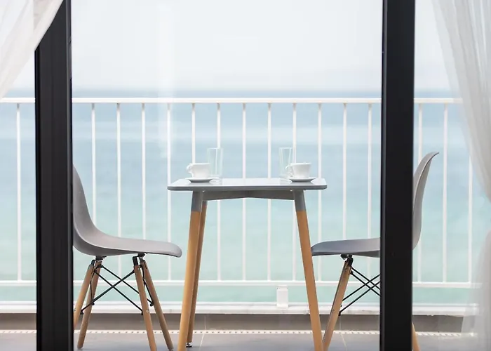 Grand Dodo'S Triada Seaview Studios Αγία Τριάδα