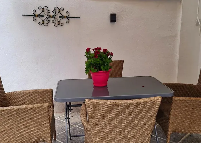 Only One Studios & Suites Nea Kallikrateia