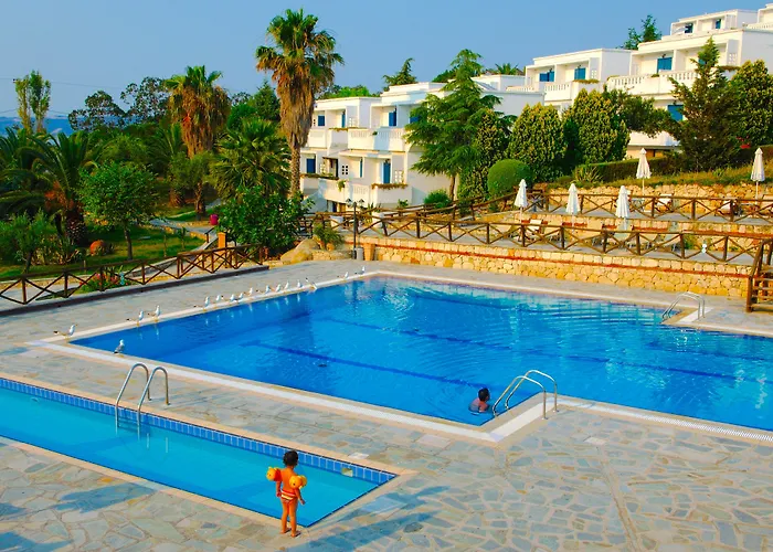 Agionissi Resort Αμμουλιανή