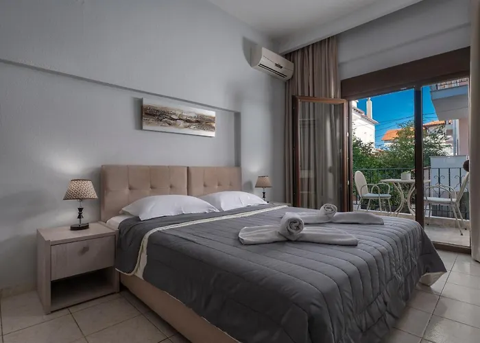 Adonis Hotel Πευκοχώρι