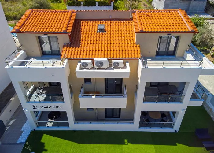 Lighthouse Apartments Κρυοπηγή