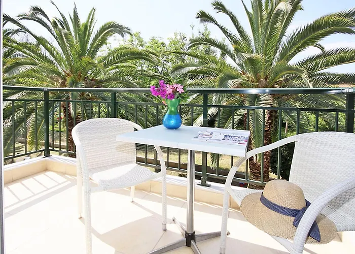 Miramare Hotel Néos Marmarás