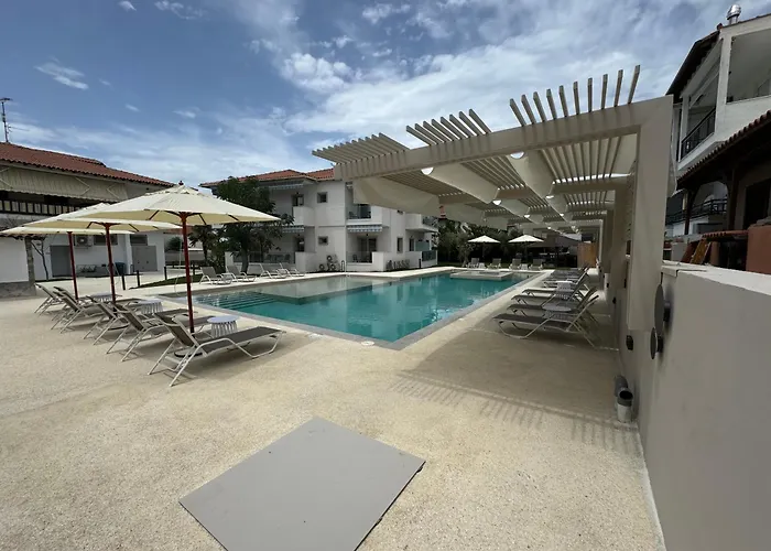 Studio Nikiti Beach