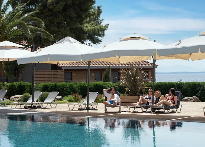 Blue Dolphin Hotel Μεταμόρφωση