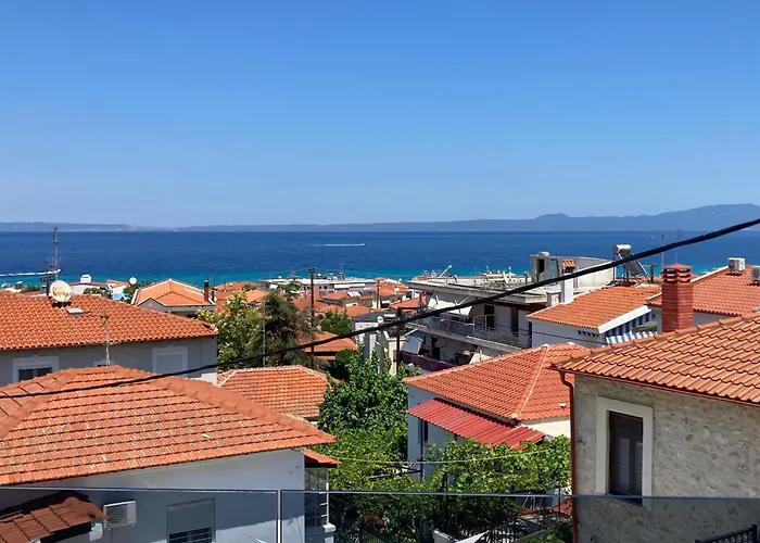 Luka 1 Aparts Polichrono Πολύχρονο