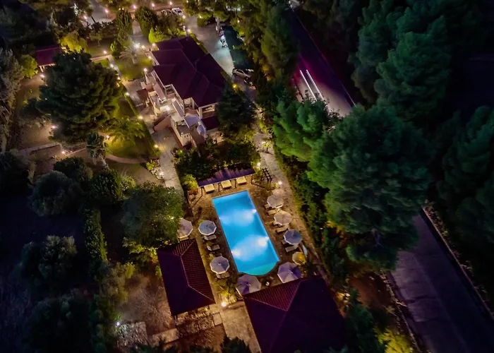 Hotels in Elia Nikitis