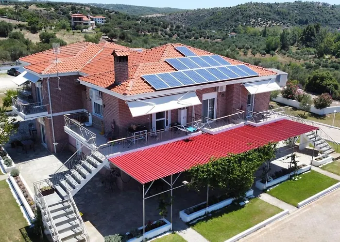 Kiki'S Place Nikiti 