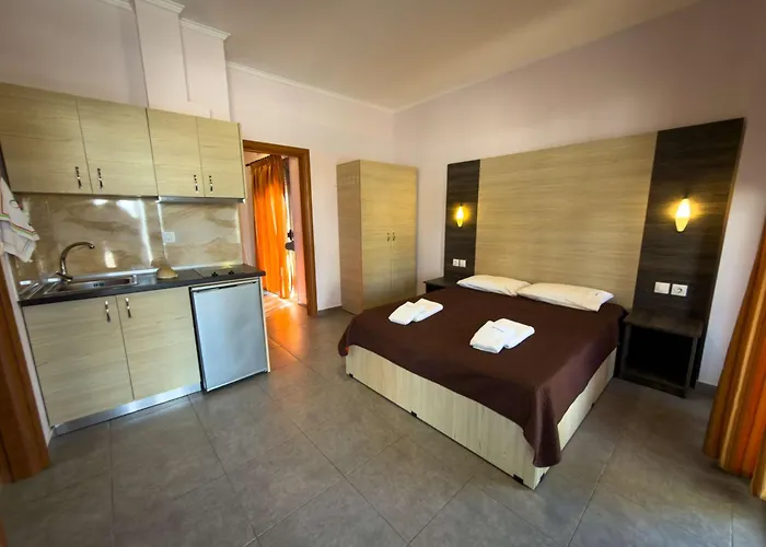 Villa Georgia Beach Néos Marmarás
