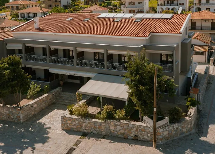 Old Nikiti'S Hotel