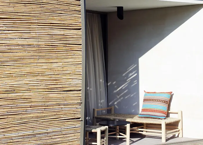 Despotiko Apt. Hotel & Suites Τορώνη