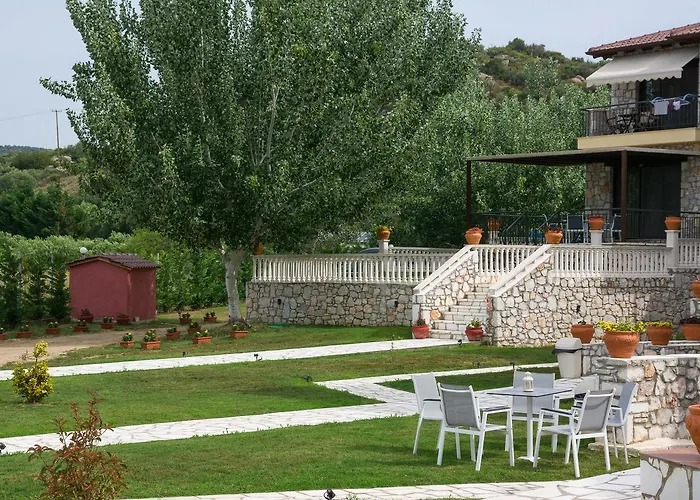 Glafki Luxury Apartments Τορώνη